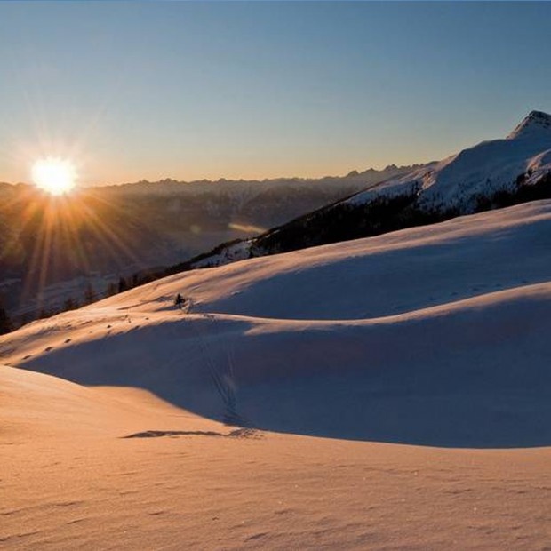 Sonnenuntergang in der Kärntner Winterlandschaft